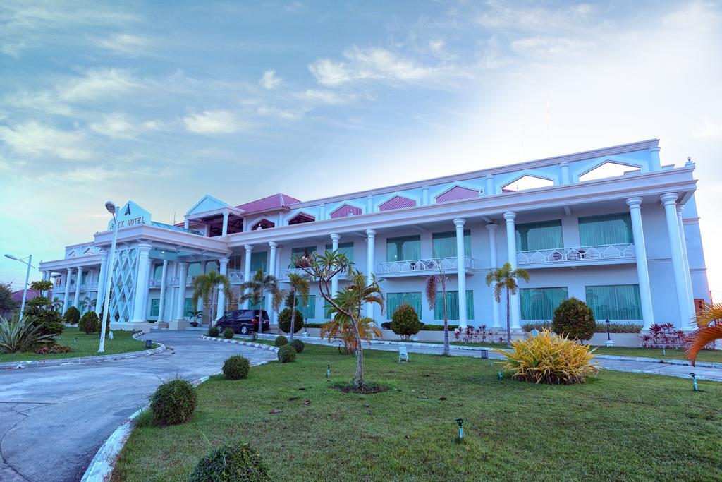 Apex Hotel Naypyidaw Exterior foto